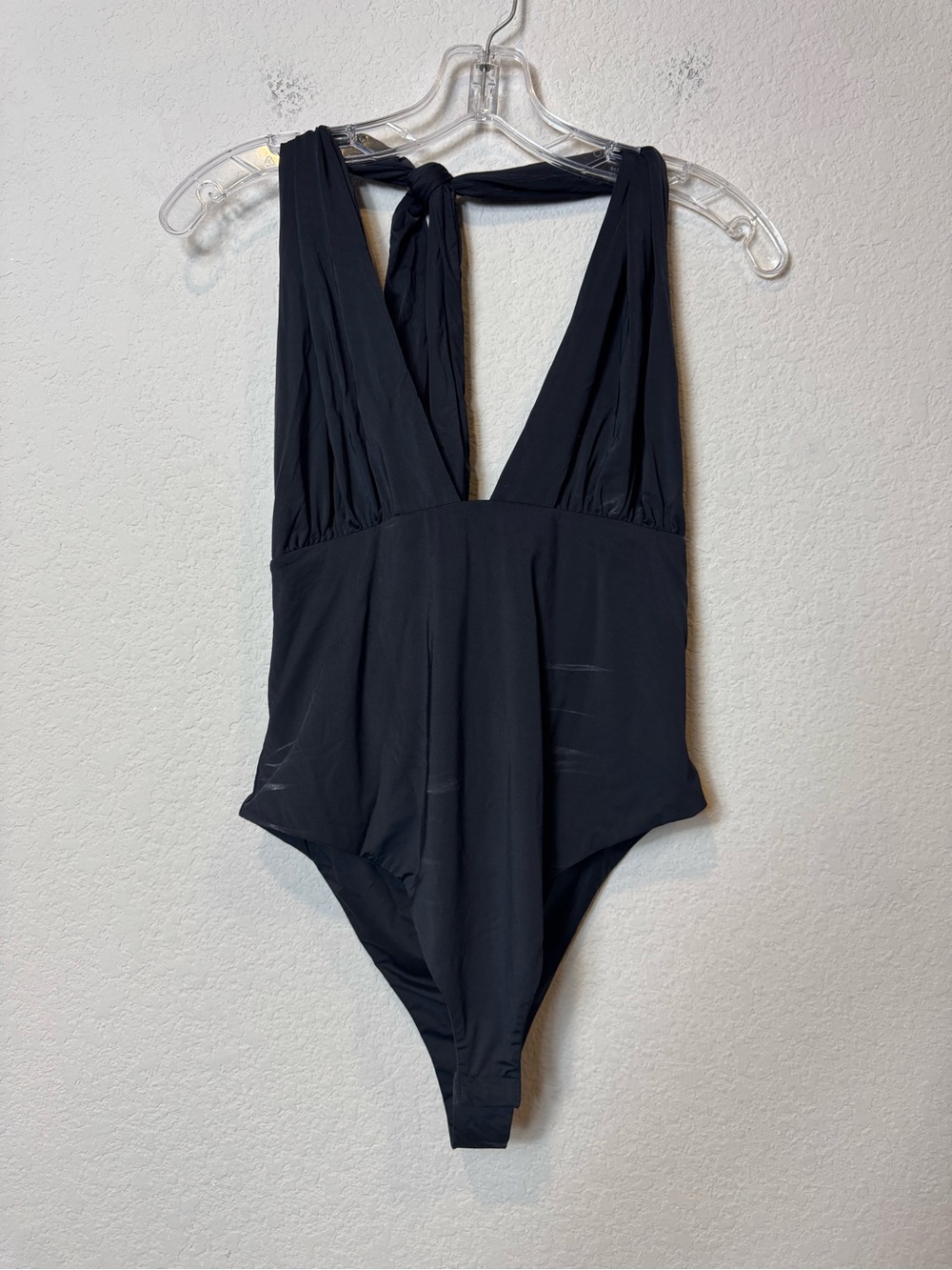 Princess Polly Women’s Black Halter Top Bodysuit with Tie Back Stretchy size 12